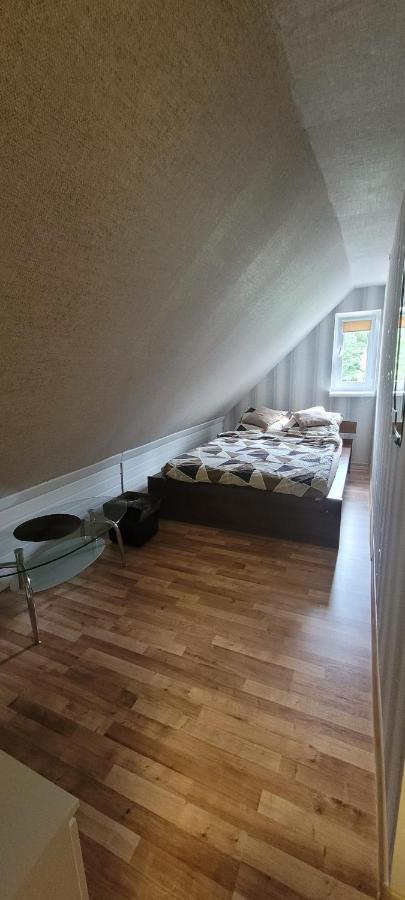 Dom Na Skarpie - Ucieczka Na Wies - Samodzielne Wejscie Na Szyfr, 100M2 Drazek Esterno foto