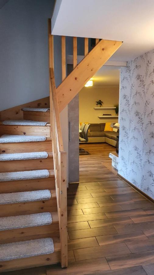 Dom Na Skarpie - Ucieczka Na Wies - Samodzielne Wejscie Na Szyfr, 100M2 Drazek Esterno foto